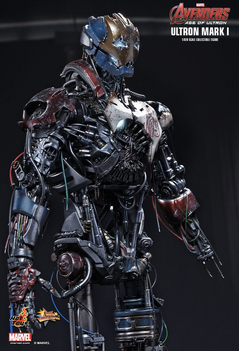 Illustration for article titled This Sixth-Scale Ultron Will Actually Make You Want a Busted Up Figure